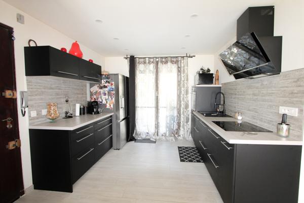 T4 de 66m² avec terrasse + Cave