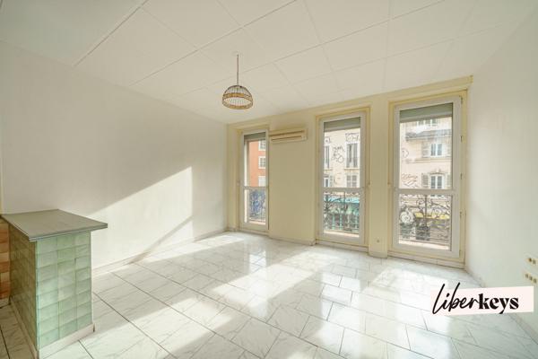 Bel Appartement  53 m² dans immeuble haussmannien – Notre-Dame-du-Mont