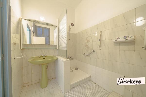 Bel Appartement  53 m² dans immeuble haussmannien – Notre-Dame-du-Mont