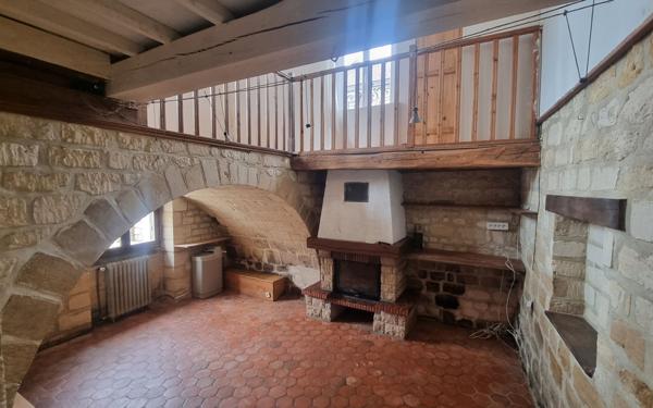 Maison à vendre    5 pièces •  Nesles-la-Vallée