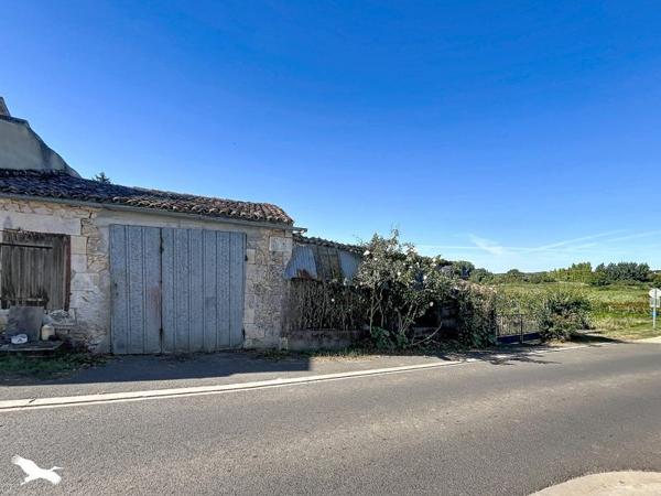 Parking à vendre 36 000 € Saint-Sulpice-d'Arnoult 378 m² DPE