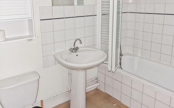 Appartement à louer    1 pièce • 23 m2 Gallardon