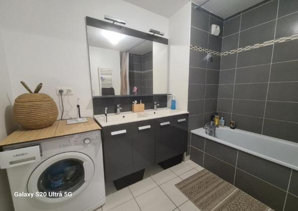 Appartement+annexe+stationnement