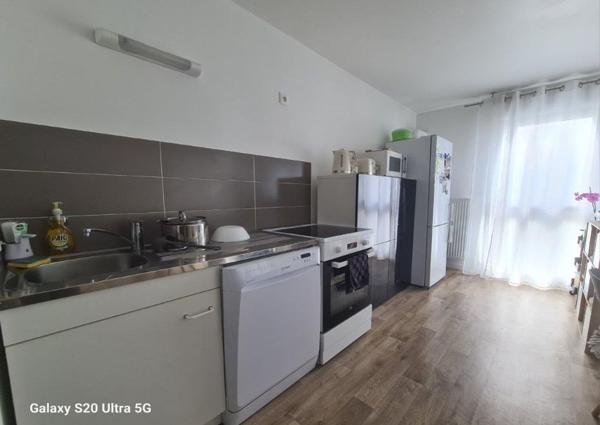 Appartement+annexe+stationnement