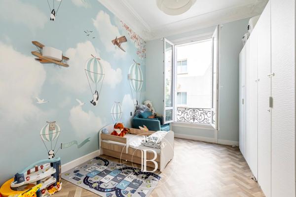 Paris 8ème, Appartement 3 Chambres -  170 m² à vendre