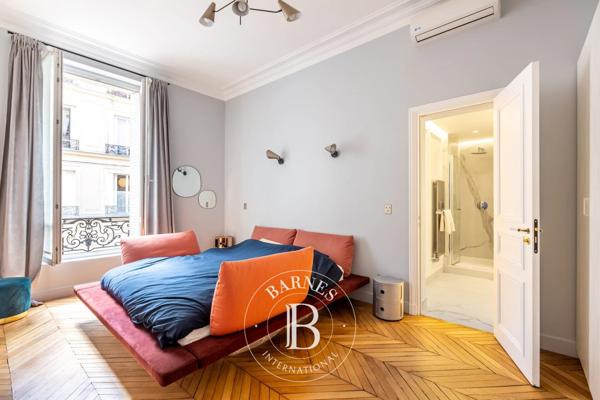 Paris 8ème, Appartement 3 Chambres -  170 m² à vendre
