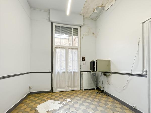 Appartement 4 pièces à vendre à Melun - Centre-ville, exclusivité ERA SAINT AMBROISE