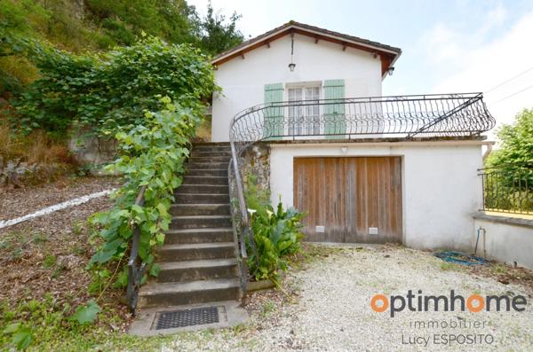 Belle maison Sous-Sol avec garages seulement 3 minutes de Confolens