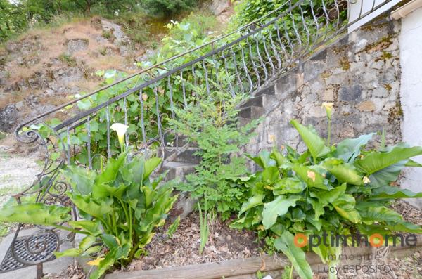 Belle maison Sous-Sol avec garages seulement 3 minutes de Confolens