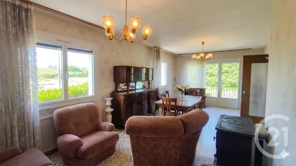 Maison à vendre  5 pièces - 84,30 m 2   ST PERE  - 58