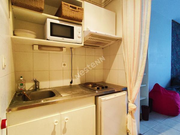 A VENDRE - La Rochelle Centre - port - Studio 20.93 m2 - cour