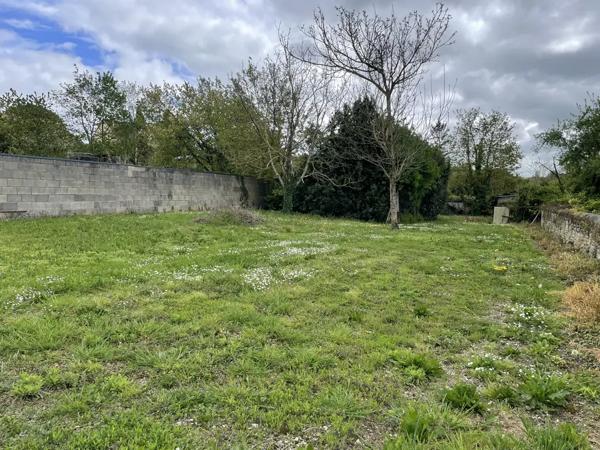 terrain constructible - 973 m2 - Vue dégagée