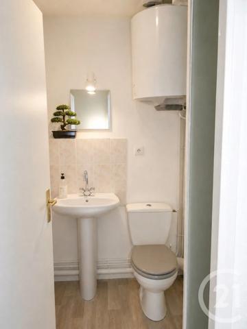 Appartement F1 à vendre  1 pièce - 27 m 2   AUXERRE  - 89