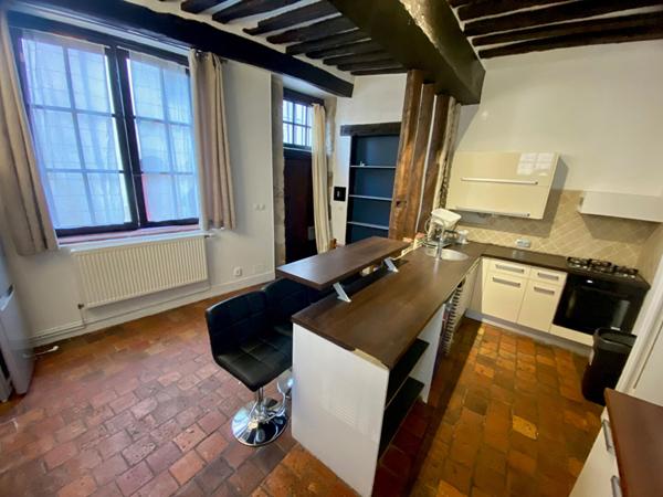 Hyper Centre - 2 Pièces 32,3m² (60m² au sol)