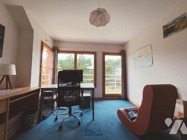 Amateurs de grands espaces et de confort, laissez vous séduire par cette magnifique maison lumi...