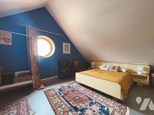 Amateurs de grands espaces et de confort, laissez vous séduire par cette magnifique maison lumi...