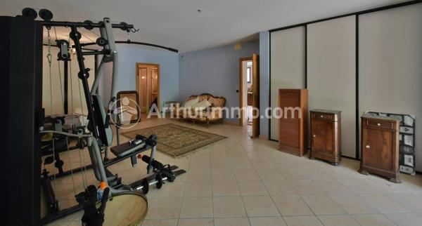 Vente Maison 6 pièces 227 m2 à Saint-Jean