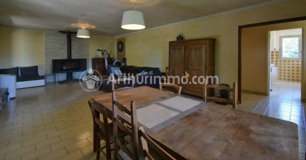 Vente Maison 6 pièces 227 m2 à Saint-Jean