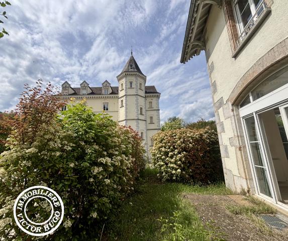 T5 rare, spacieux et lumineux, au Pavillon du Château de la Charmille