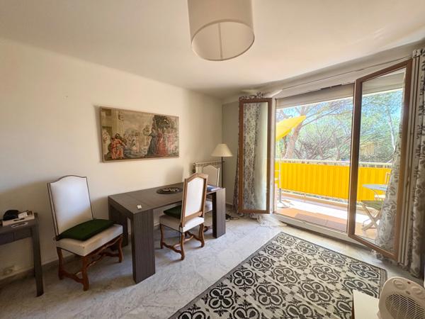 Appartement T2 avec terrasse – Saint-Raphaël Valescure