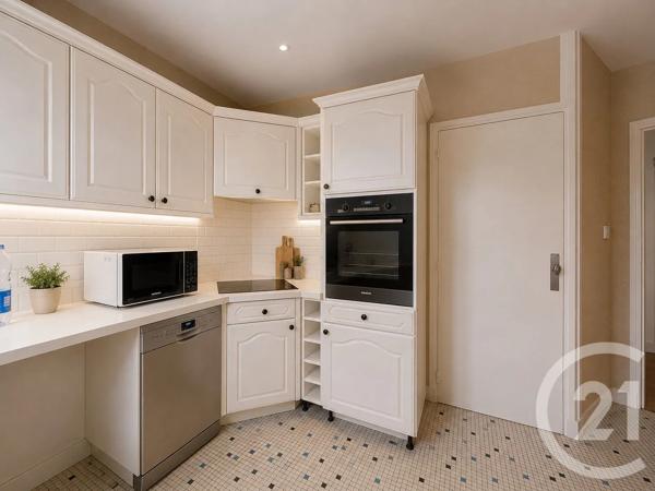 Appartement T3 à vendre  3 pièces - 79,19 m 2   SENS  - 89