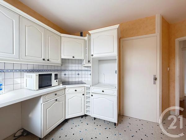 Appartement T3 à vendre  3 pièces - 79,19 m 2   SENS  - 89