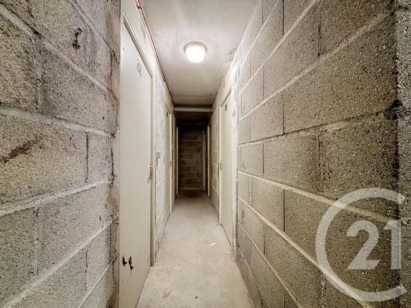 Appartement F3 à vendre  3 pièces - 60,42 m 2   ST VALERIEN  - 89