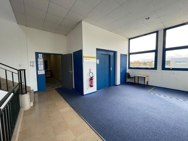 Bureaux à vendre à LE PETIT QUEVILLY 76140
