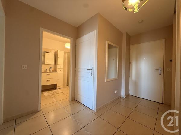 Appartement T3 à vendre  3 pièces - 73,51 m2 GUILHERAND GRANGES - 07