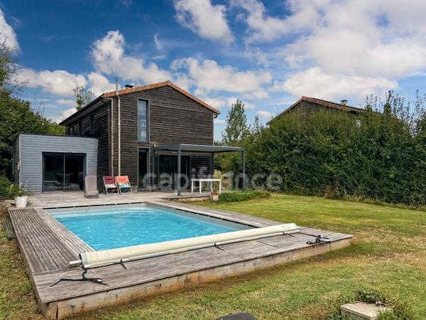 Dept de la Vienne (86) Maison contemporaine type 6 avec piscine, double garage et pergola bioclimatique