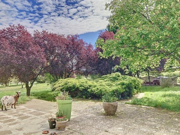 Maison à vendre    6 pièces •  Domérat