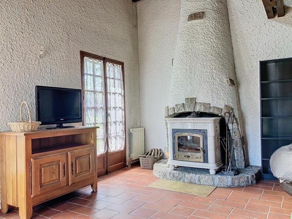 Maison à vendre    6 pièces •  Domérat