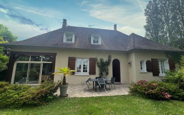 Maison à vendre    5 pièces •  Saint-Yrieix-la-Perche