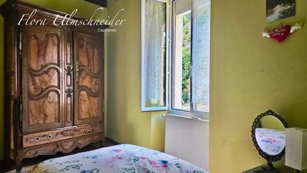 Maison individuelle en pierre de 159 m² avec terrain de 897 m² à vendre à CULOZ (01) à 30 mns d'Aix-les-Bains et 20 mns de Belley