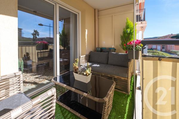 Appartement T3 à vendre  3 pièces - 66,82 m2 BORMES LES MIMOSAS - 83