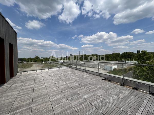 Aux portes de Valenciennes, aux pieds des transports en communs, plateaux de bureaux neufs à louer ou à vendre