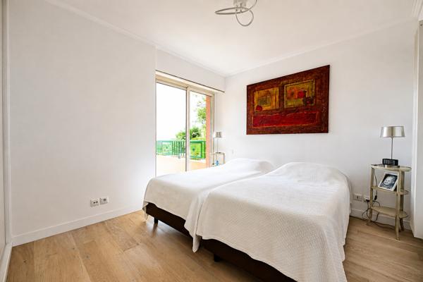 Appartement de prestige 4 pièces à Mandelieu-la-Napoule, 3ème étage, vue sud-ouest