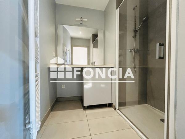 Location Appartement 2 pièces 47.1 m² - 27 RUE PICOT Toulon 83000