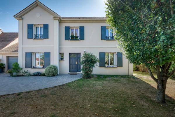 Maison à vendre 6 pièces à Jouars Pontchartrain ()