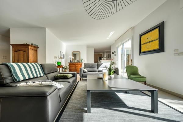 Maison à vendre 6 pièces à Jouars Pontchartrain ()