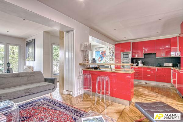 Versailles Montreuil Maison 7 pièces 165 m² habitables sur parcelle de 449 m² 1 360 000 € **  - Référence  28155