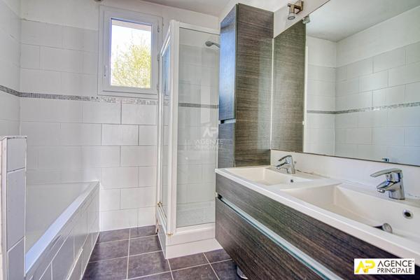 Versailles Montreuil Maison 7 pièces 165 m² habitables sur parcelle de 449 m² 1 360 000 € **  - Référence  28155