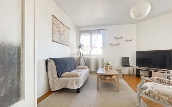 Appartement à vendre    2 pièces • 45,08 m2 Montluçon