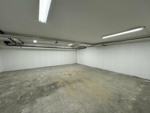 BUREAUX à VENDRE de 265 m²