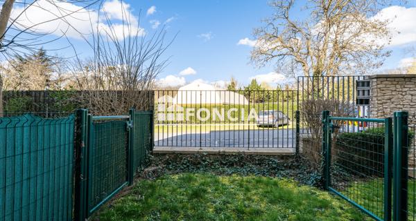 À vendre Studio 32.2 m² - Le Chesnay-rocquencourt 78150