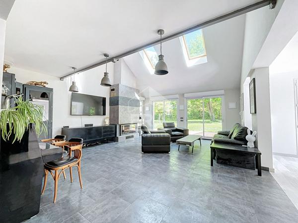 Maison d'architecte de 197m² sur un parc de 8400m²