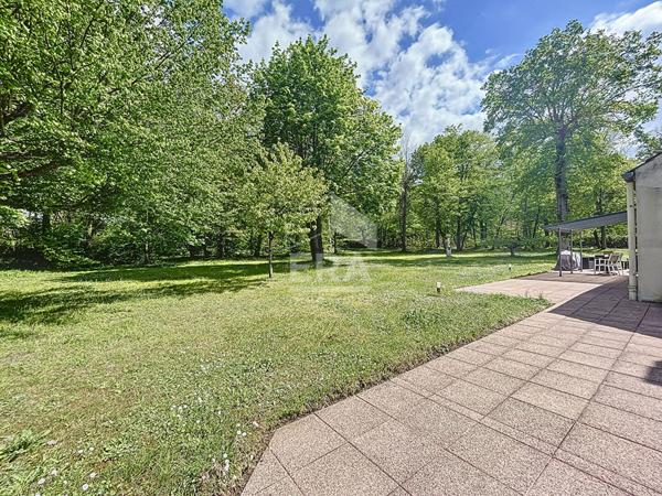 Maison d'architecte de 197m² sur un parc de 8400m²