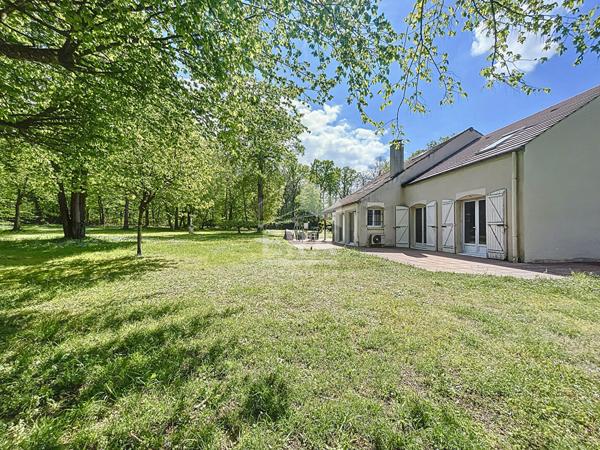Maison d'architecte de 197m² sur un parc de 8400m²