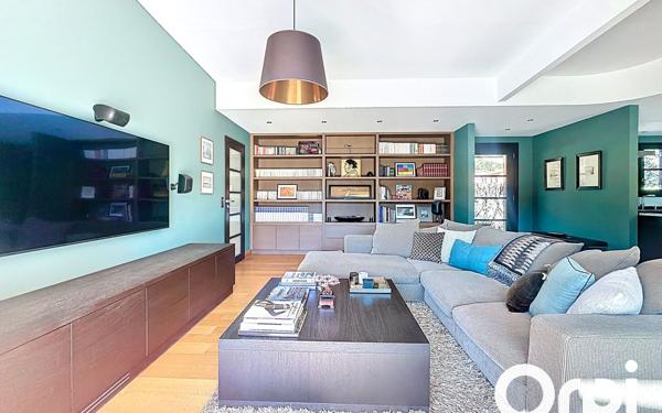 Maison à vendre    5 pièces •  Saint-Blaise