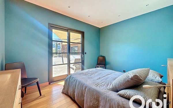 Maison à vendre    5 pièces •  Saint-Blaise